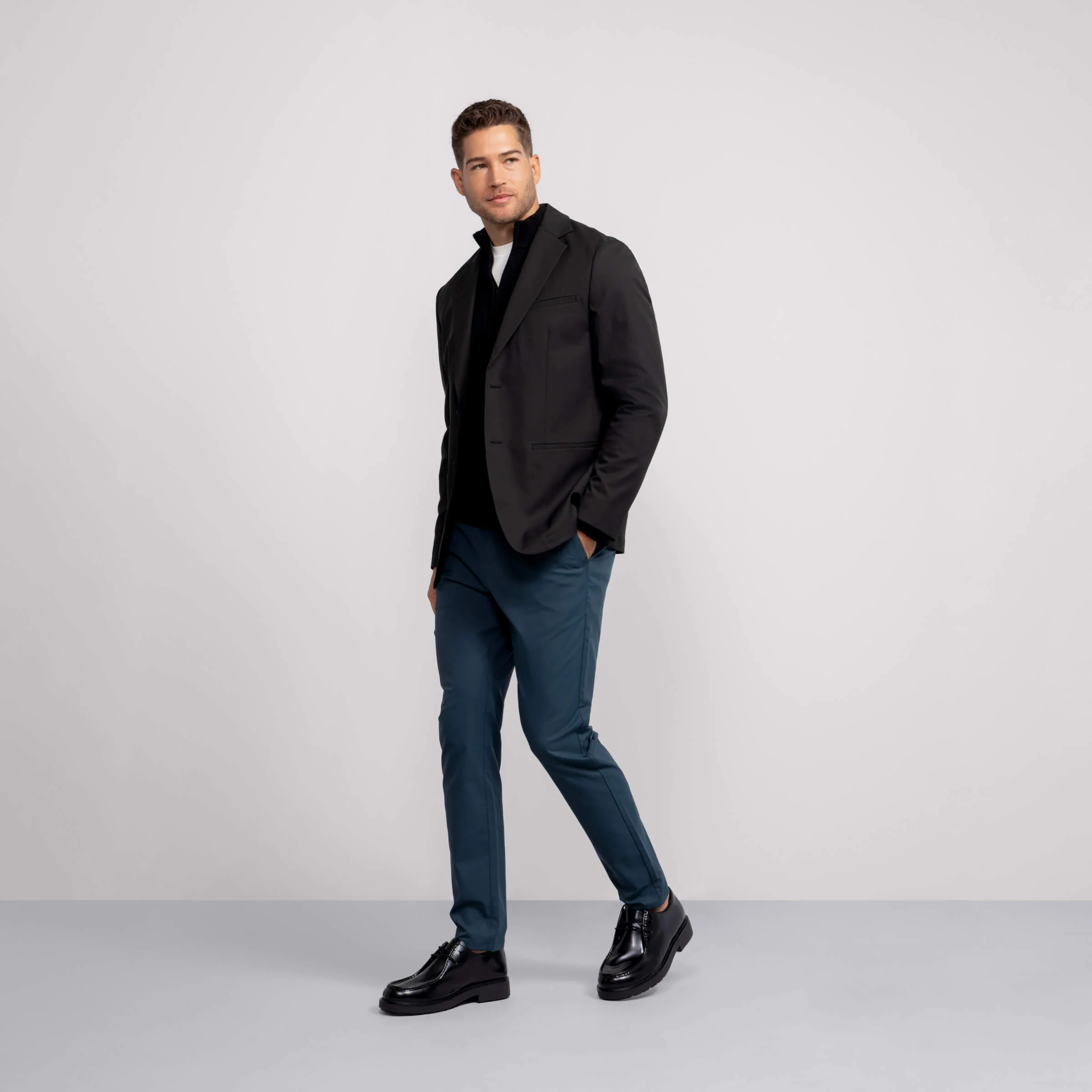 Jetsetter Tech Pant Slim Fit - Image 2